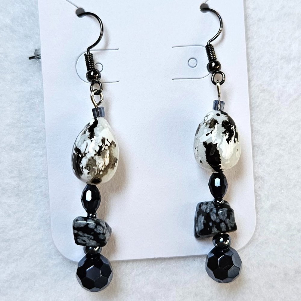 J8 Handmade Black and White Dangle Earrings